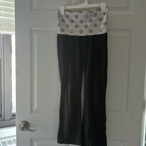 PINK vintage black and white yoga pants XS